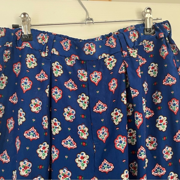 Celia Birtwell x Uniqlo wide legged cropped pants with blue flower print size S - Picture 5 of 8